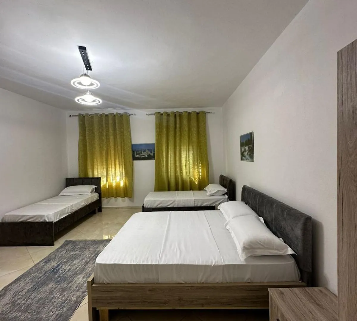 Dej Villa بيرات شقة